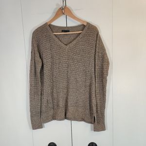🍀American Eagle sweater